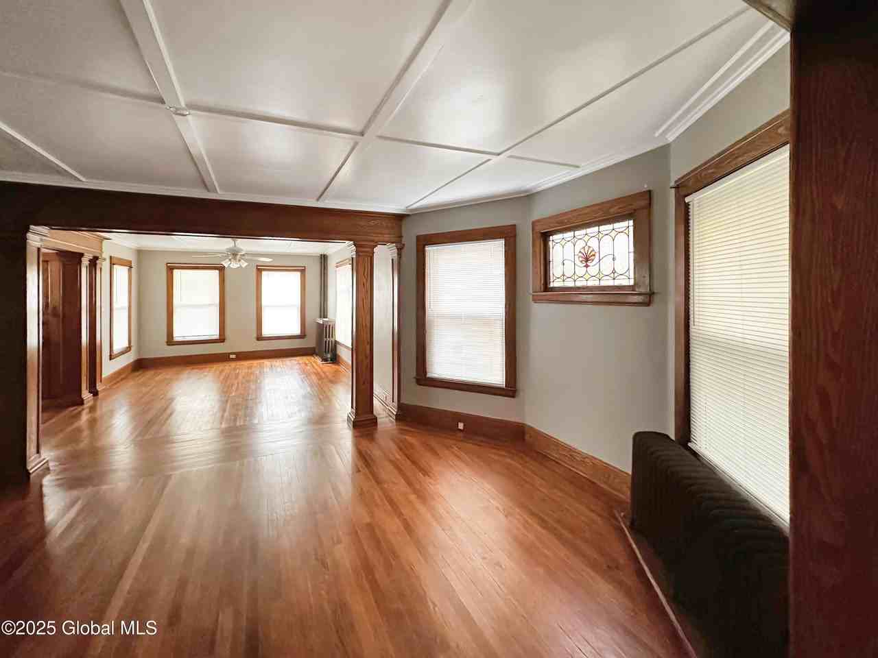 157 Washington St - Photo 3 of 24