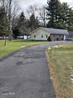 featured image of 7 Bedford Dr Apt 1 #1