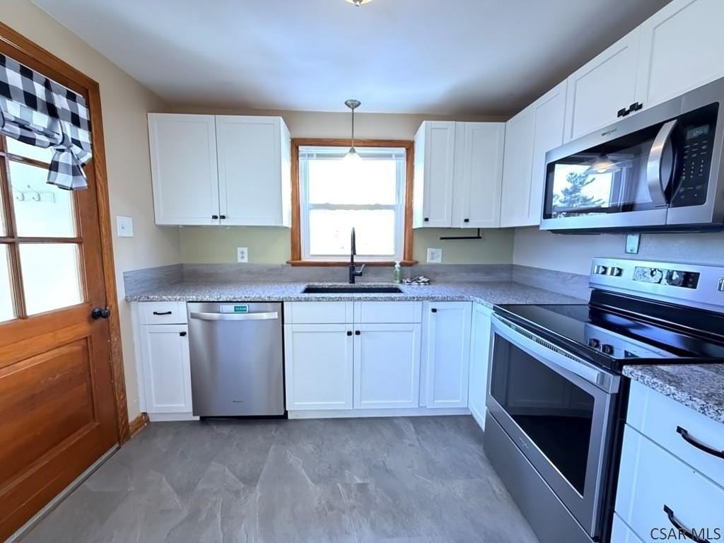 617 Freedom Ave - Photo 5 of 19