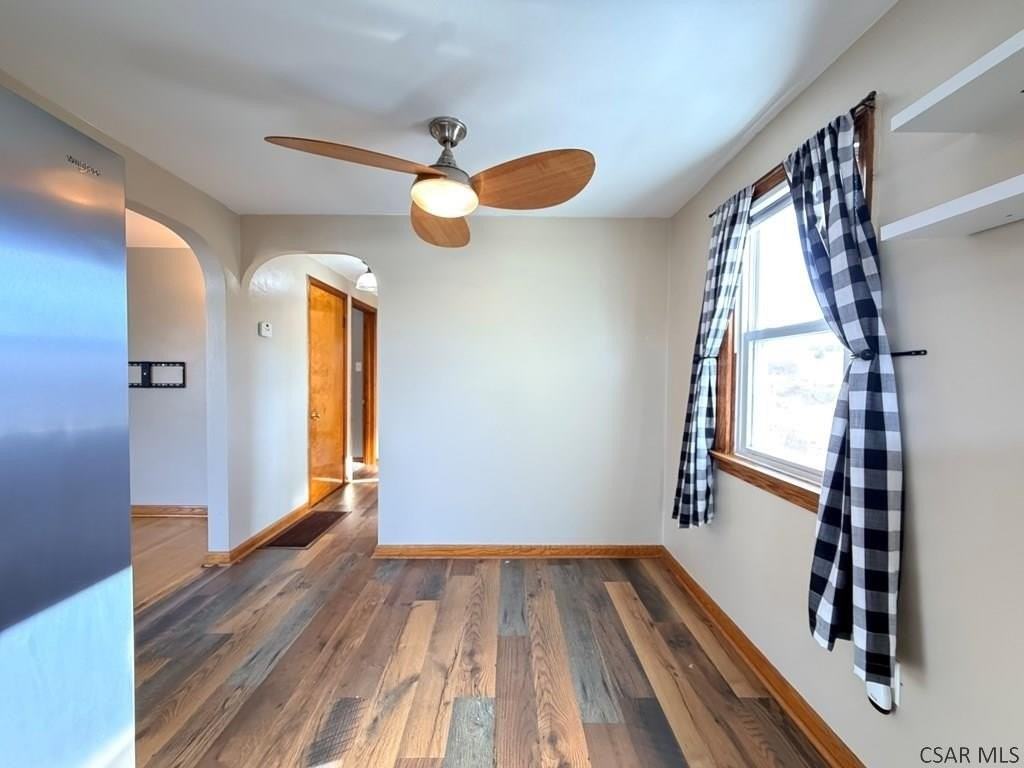 617 Freedom Ave - Photo 6 of 19