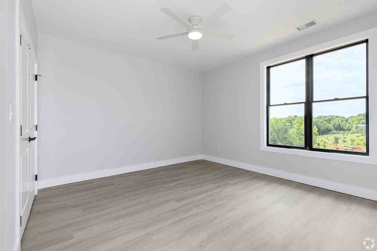 4665 S Amherst Highway - Photo 4 of 50