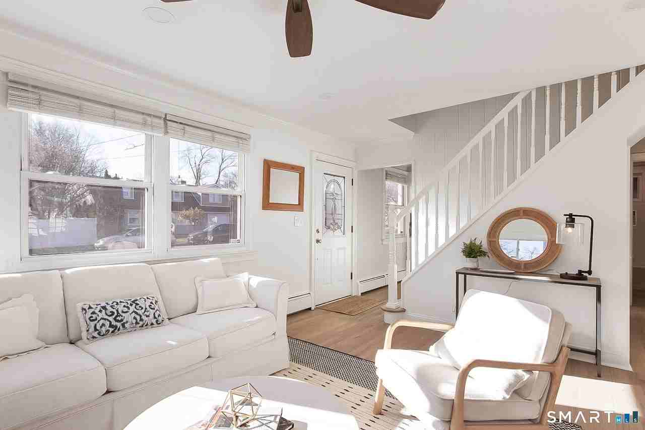 36 Middlebury St - Photo 6 of 27