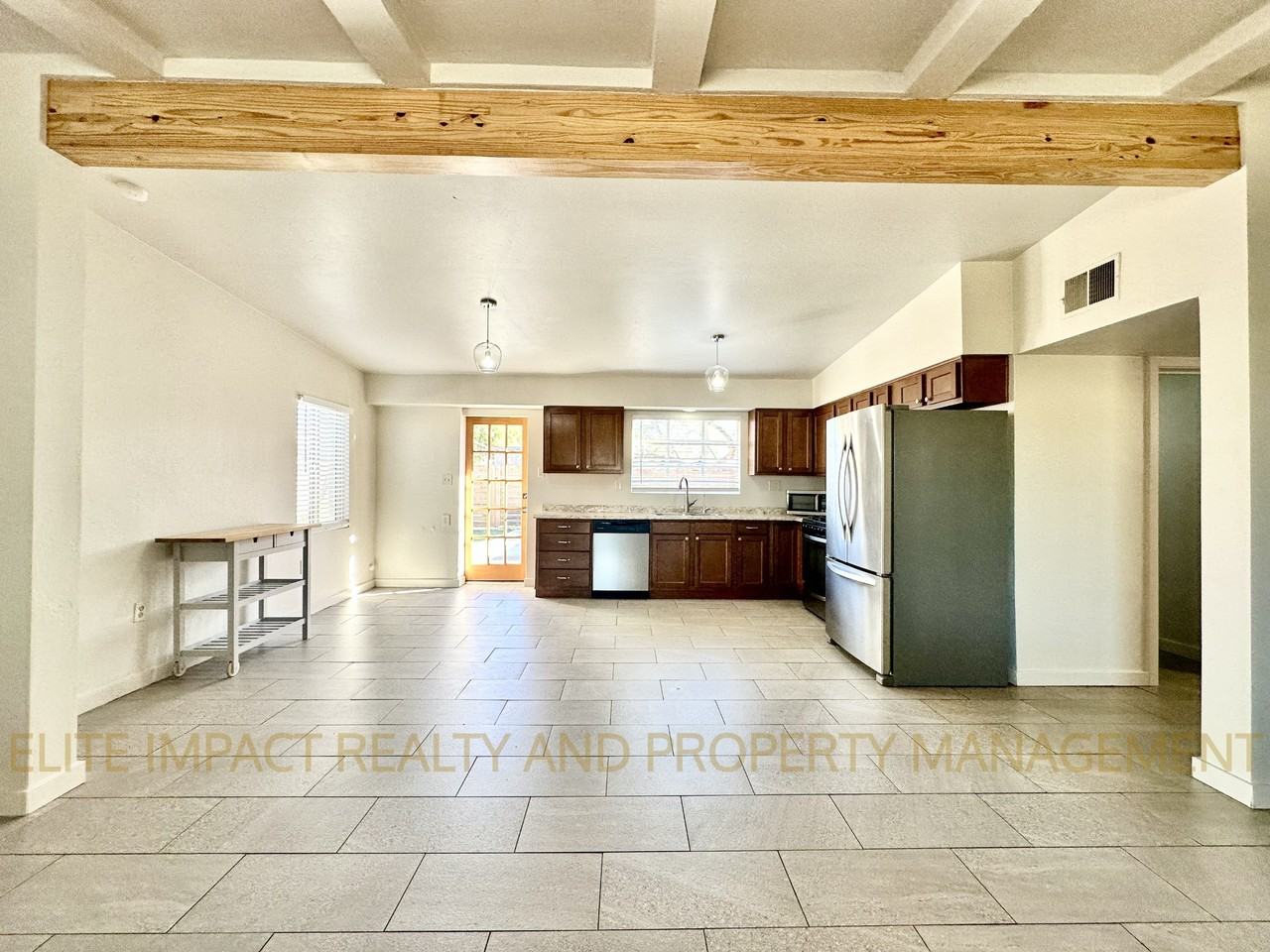 2140 N Northway Ave #1 - Photo 4 of 19