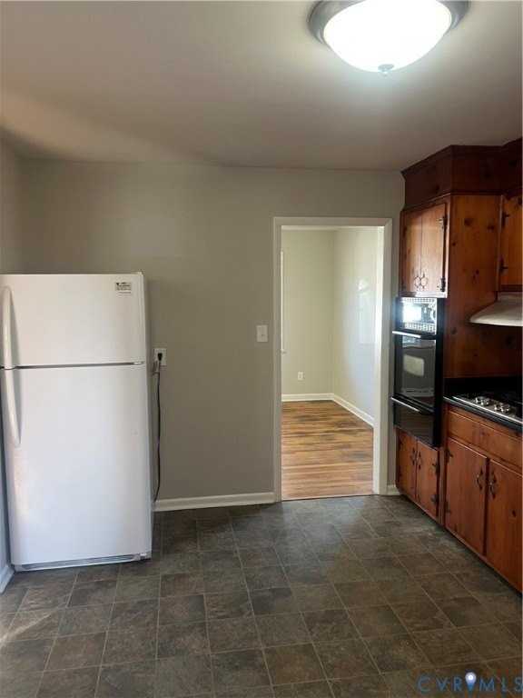 2704 Norfolk St - Photo 7 of 20