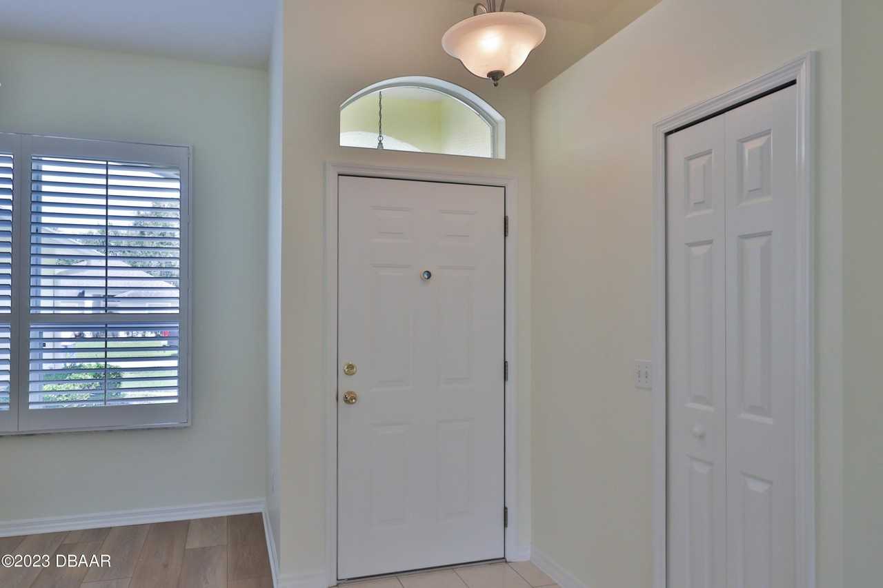 1640 Armin Ct - Photo 3 of 27