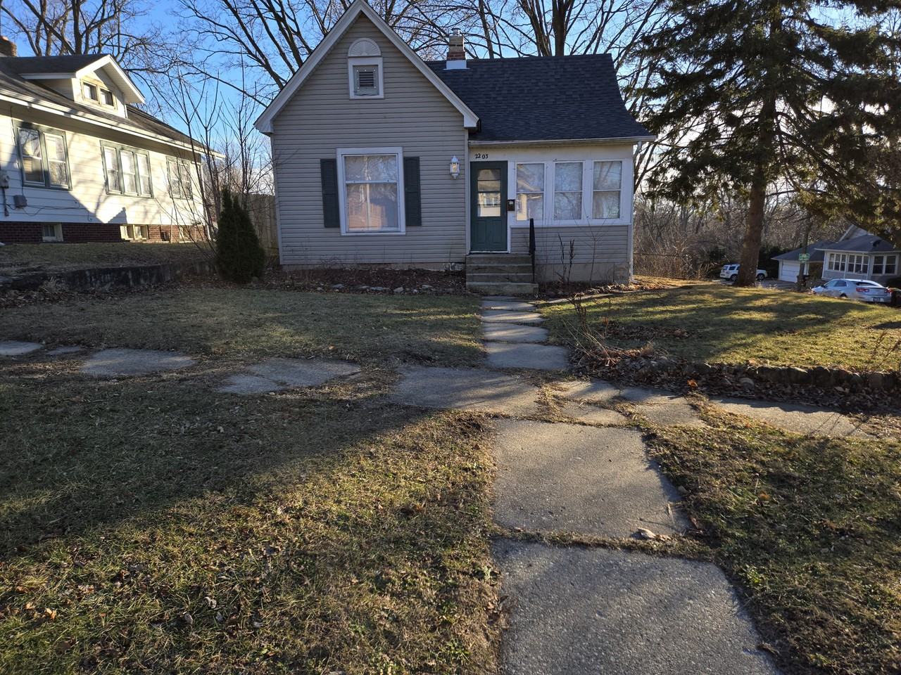 2203 15th Ave #1 - Photo 2 of 29