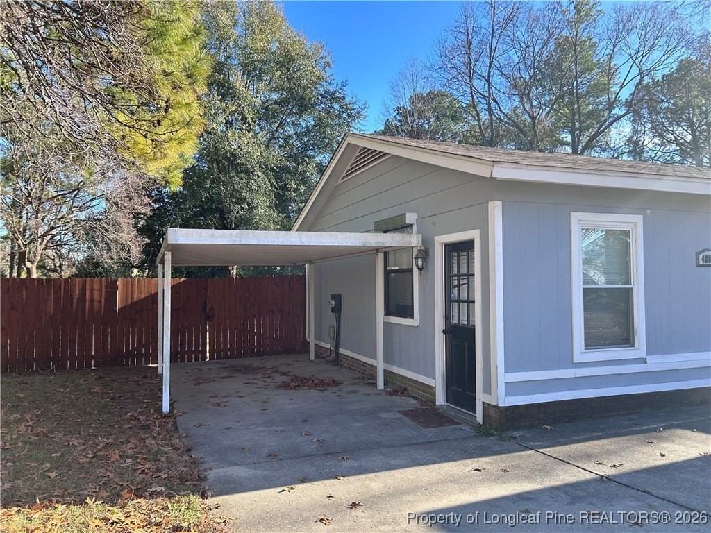 4805 Old Field Rd - Photo 3 of 5