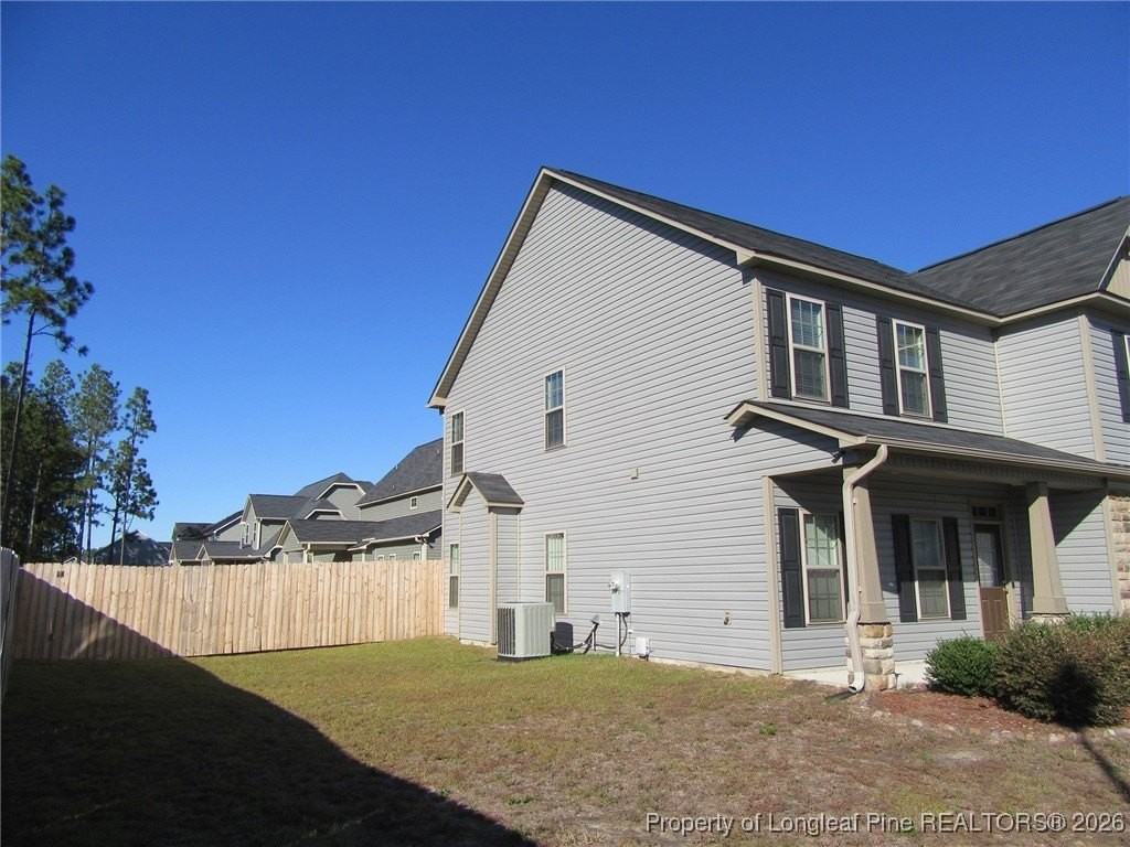 2142 Yates Ranch Rd - Photo 5 of 32