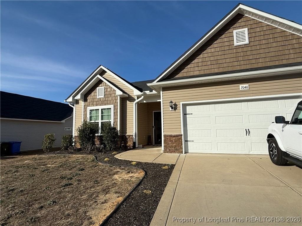 2040 Stonewash Dr - Photo 2 of 37