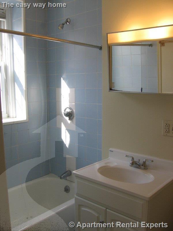 7 Craigie Cir #1 - Photo 4 of 19