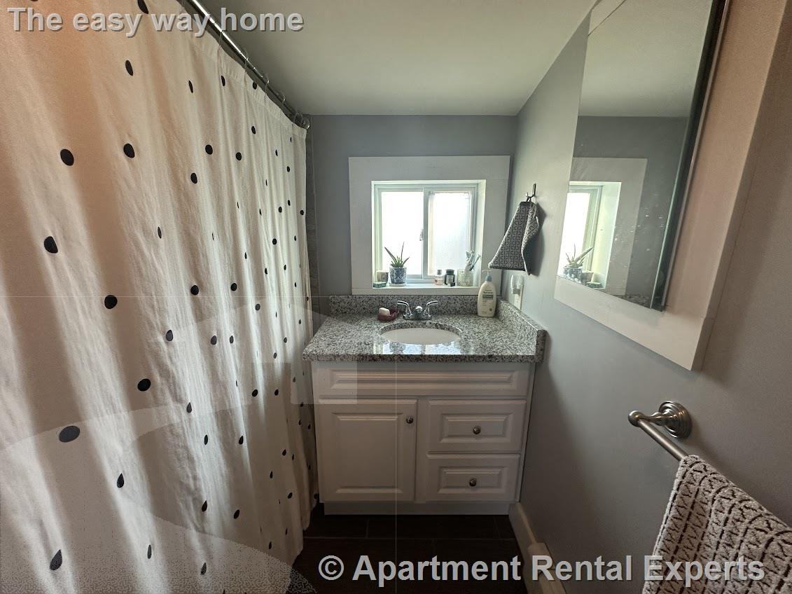 287 Beacon St #2 - Photo 7 of 13