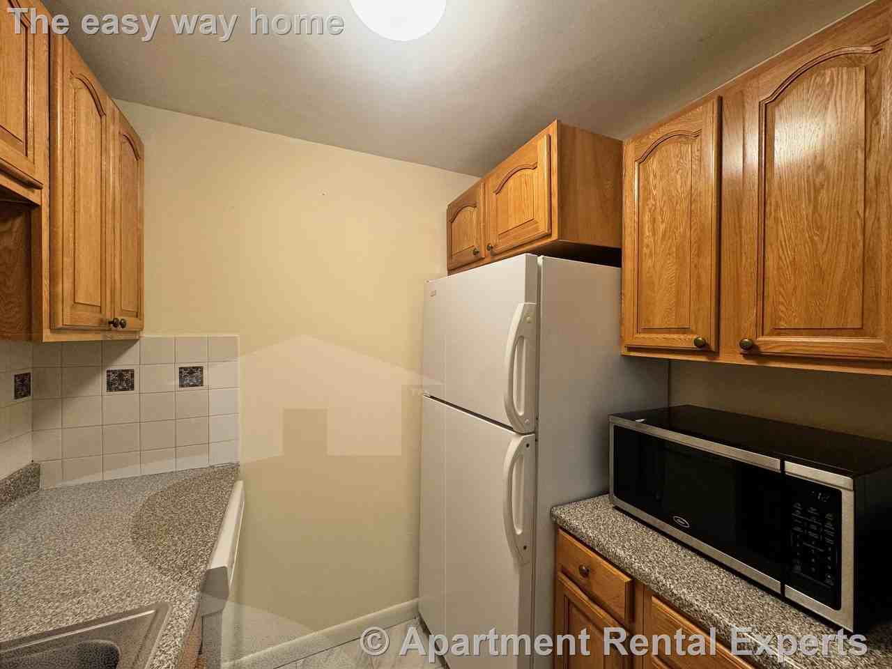 80 Highland Ave #203 - Photo 4 of 10