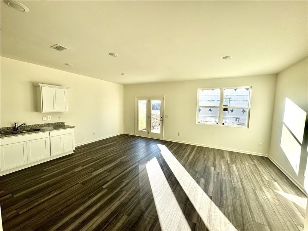 3023 Gorman Drive - Photo 5 of 15