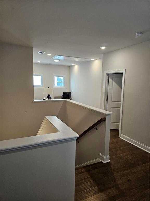 637 Skytop Dr - Photo 7 of 10