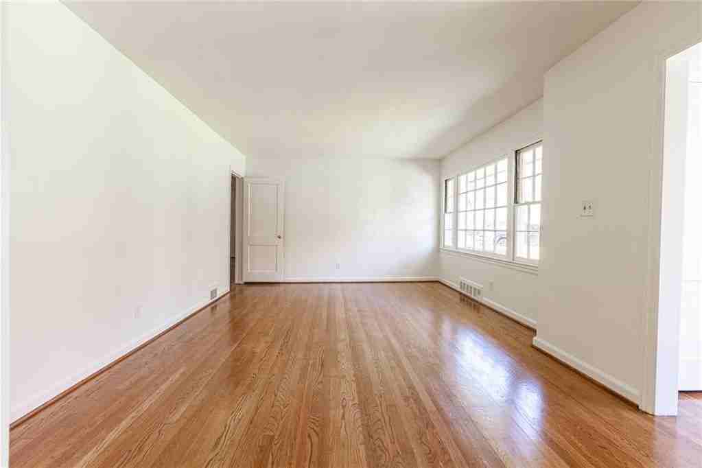 2115 Pinellas Trl - Photo 6 of 29