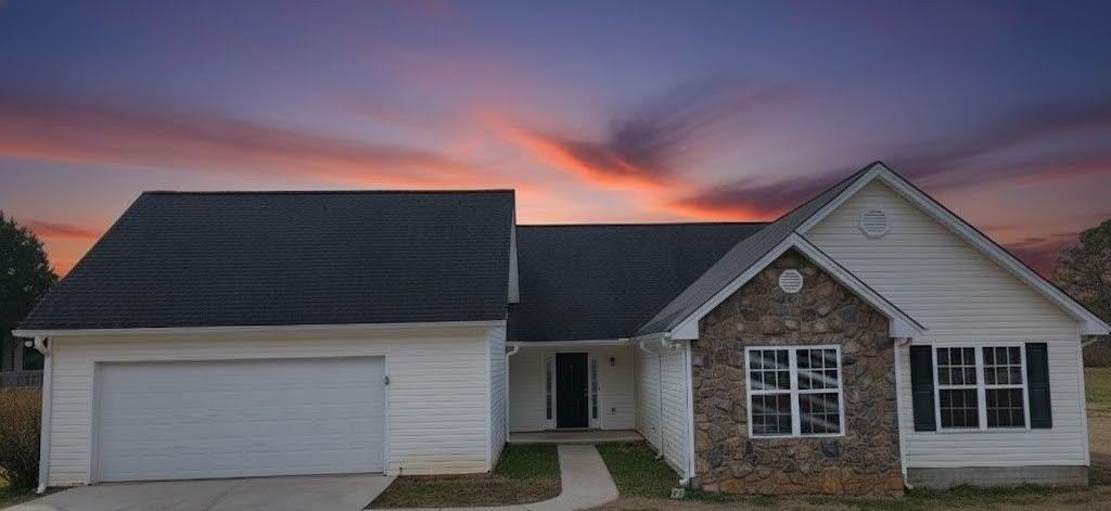 89 Savannah Ln - Photo 2 of 19