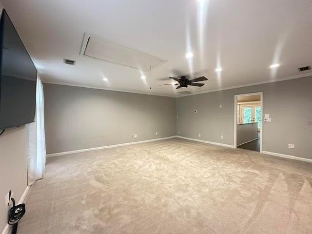 1095 Whitehead Rd - Photo 7 of 22