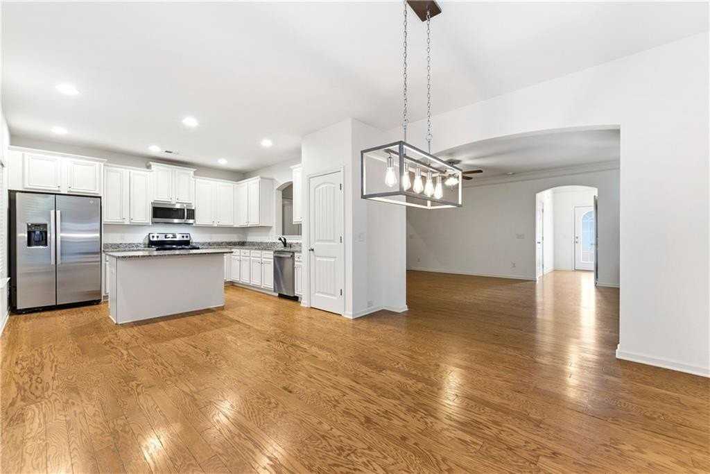 413 Village Vw - Photo 6 of 17