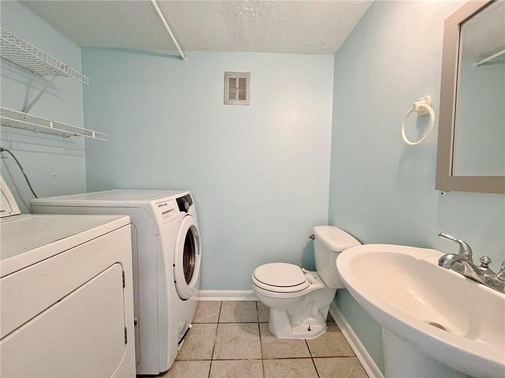 2946 N Dekalb Dr - Photo 7 of 23