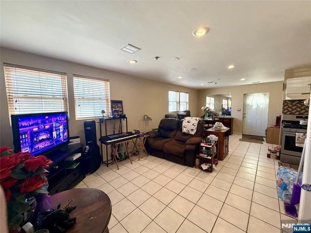 336 Bloomfield Ave #1C - Photo 7 of 15