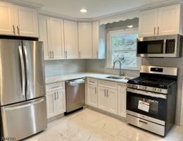 featured image of 5 Edison Dr #A