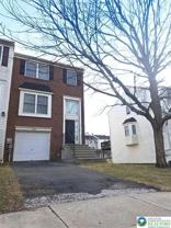 341 S Oak St - Photo 1 of 1