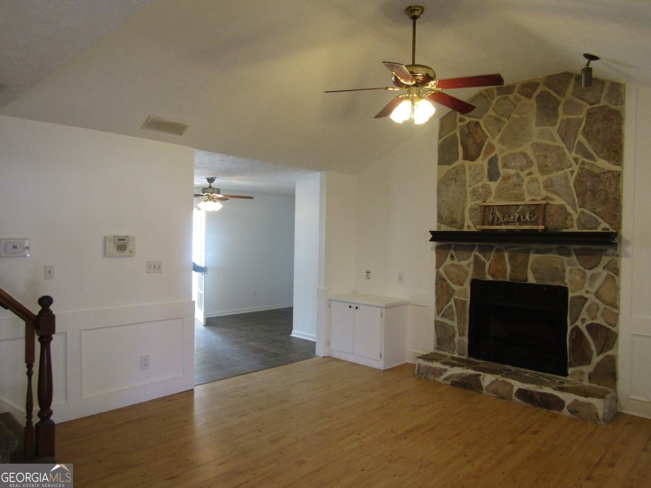 1106 Westwood Pl - Photo 3 of 21