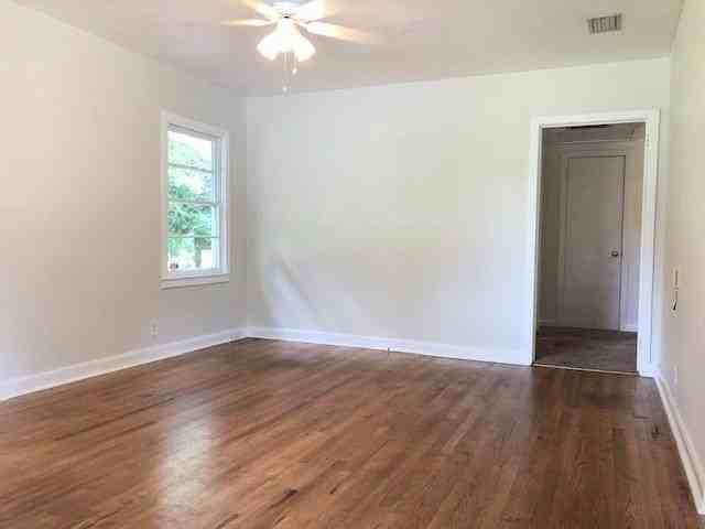 3169 Baronne St - Photo 5 of 12