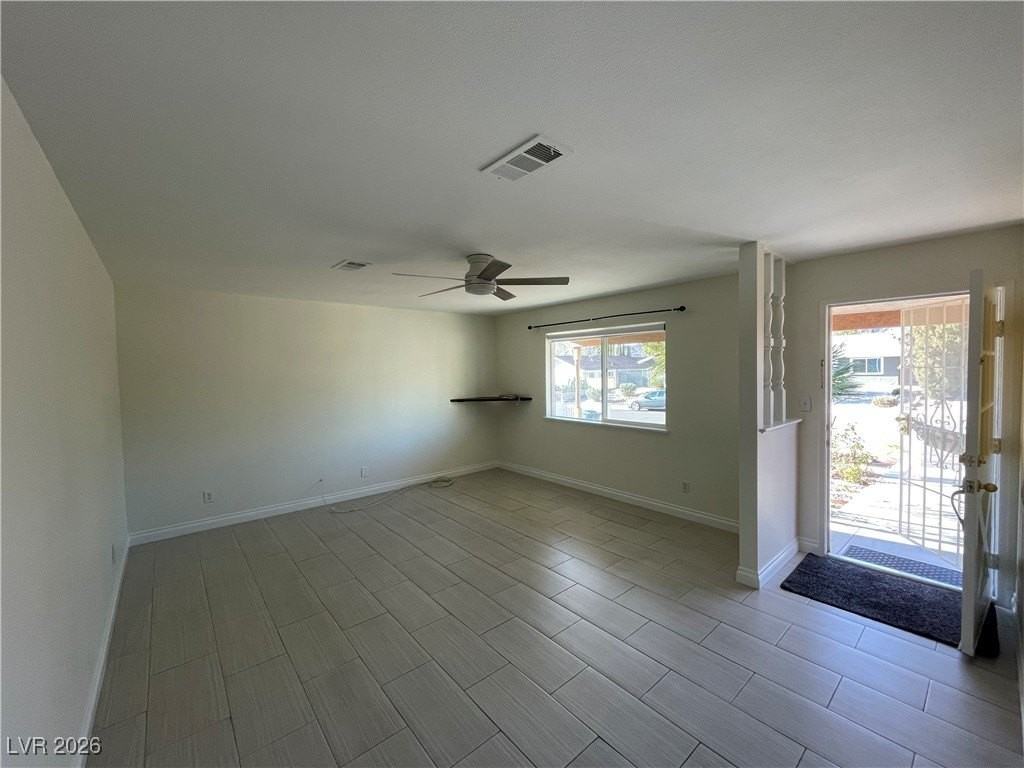 623 Don Vincente Dr - Photo 3 of 32