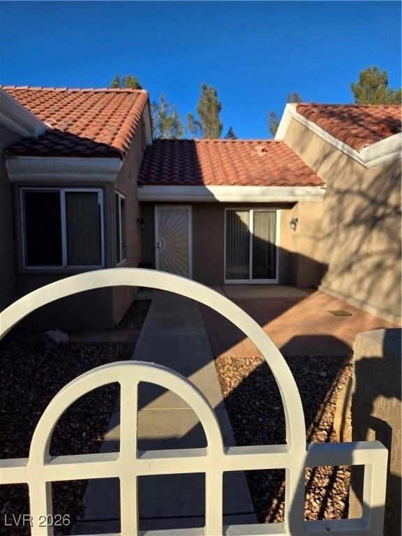 8536 Desert Holly Dr - Photo 2 of 27