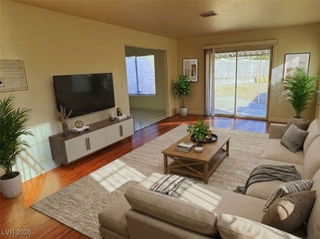 4548 Aviation St - Photo 2 of 38