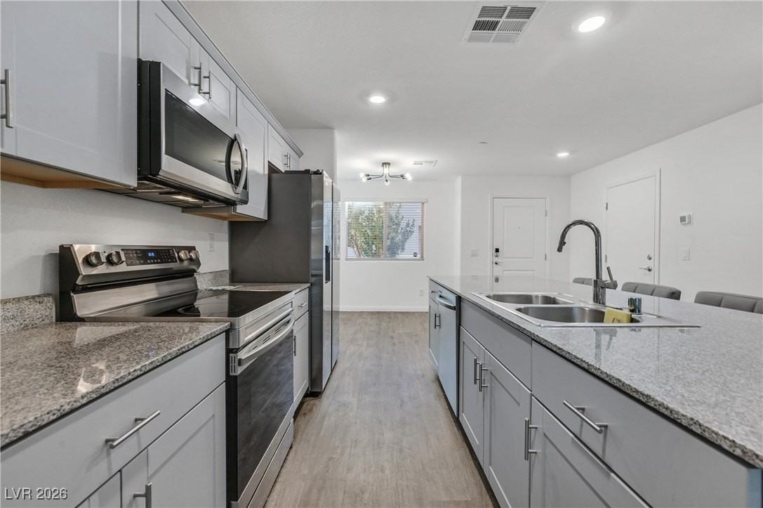 12283 Radiant Sunrise Rd #3 - Photo 6 of 42