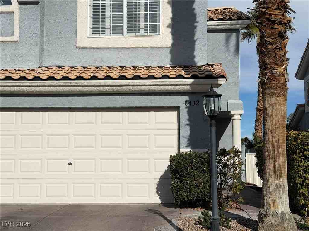 8432 Pacific Fountain Ave - Photo 2 of 28