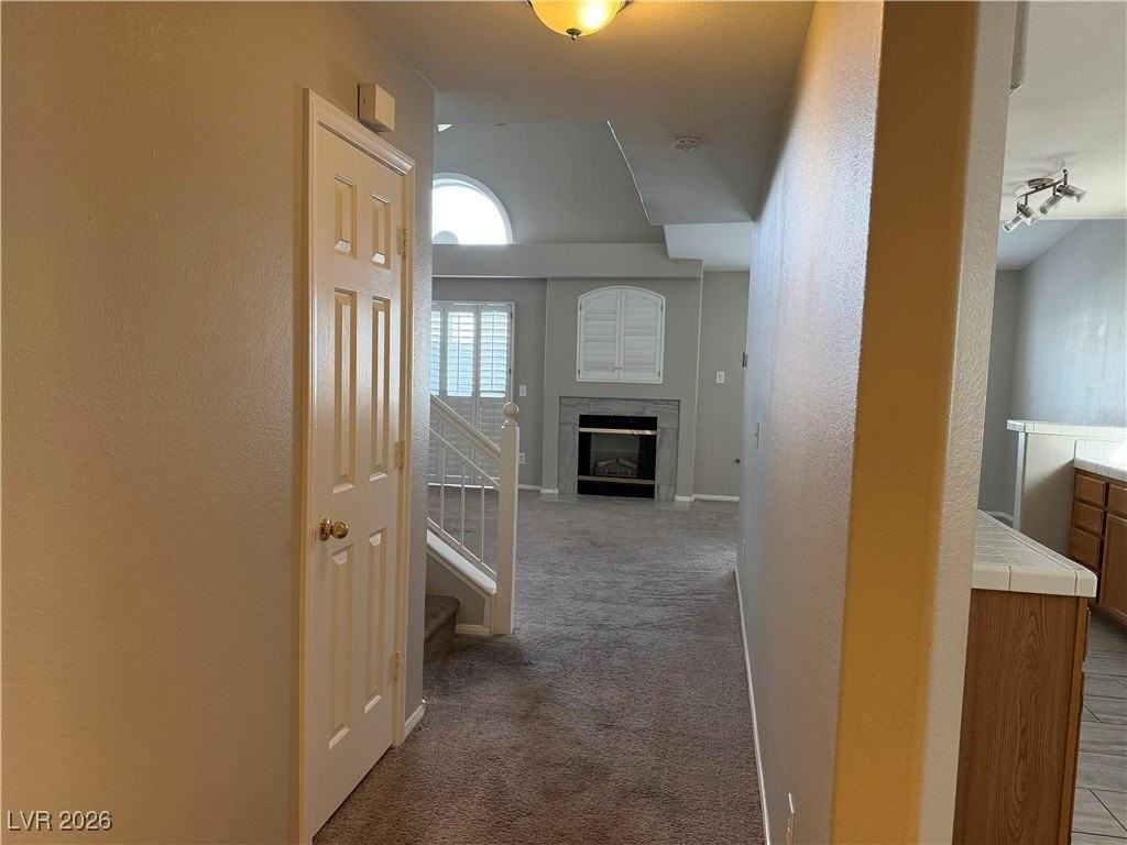 8432 Pacific Fountain Ave - Photo 7 of 28