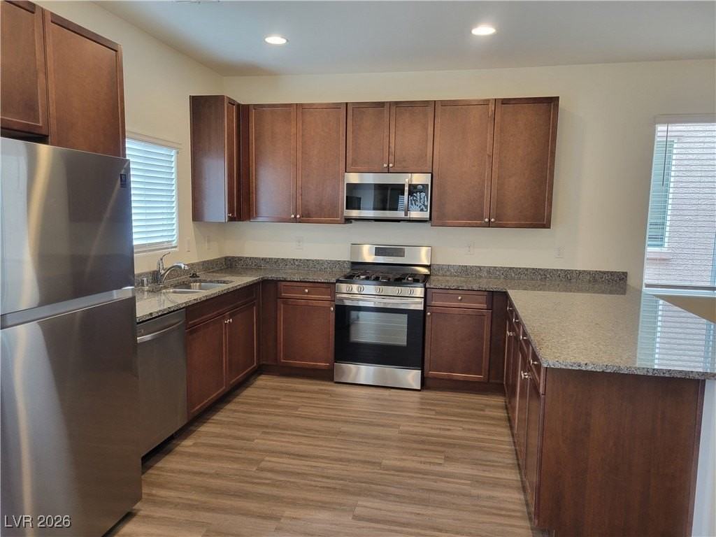 5923 Aramis Ave - Photo 4 of 16