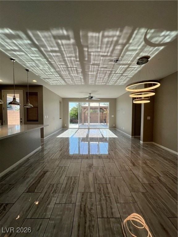 9126 Reinberg St - Photo 3 of 27