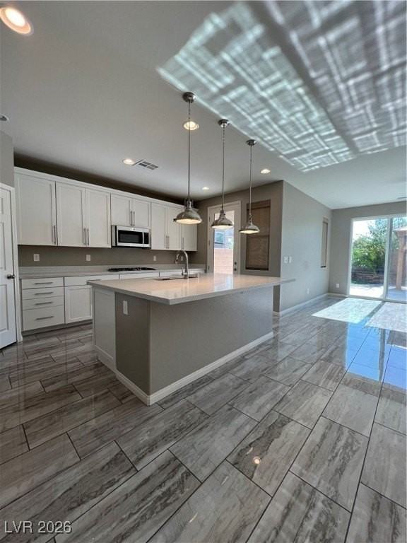 9126 Reinberg St - Photo 4 of 27