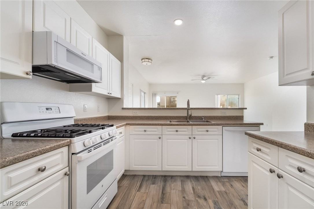 8715 Tomnitz Ave #103 - Photo 4 of 23