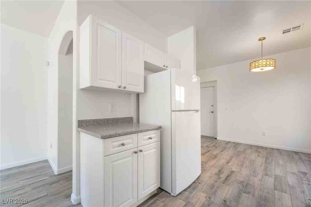 8715 Tomnitz Ave #103 - Photo 5 of 23