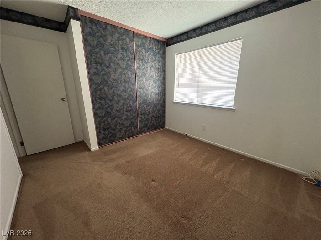 4622 Scott Ave - Photo 6 of 10