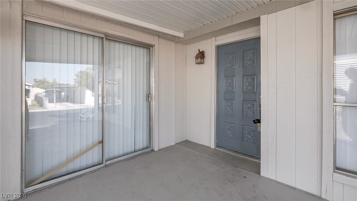 3670 Estes Park Dr - Photo 6 of 25