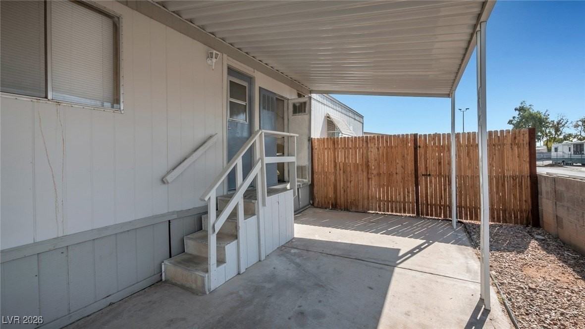 3670 Estes Park Dr - Photo 7 of 25