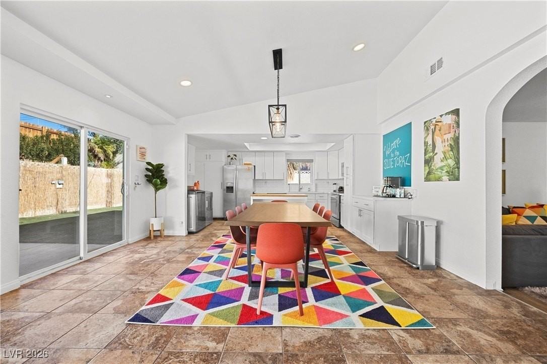 1554 Raindance Way - Photo 2 of 25