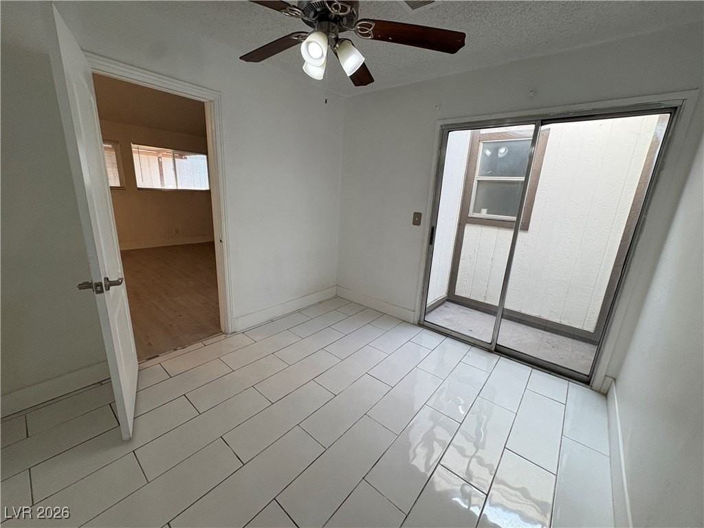 6215 Don Zarembo Ave - Photo 7 of 15