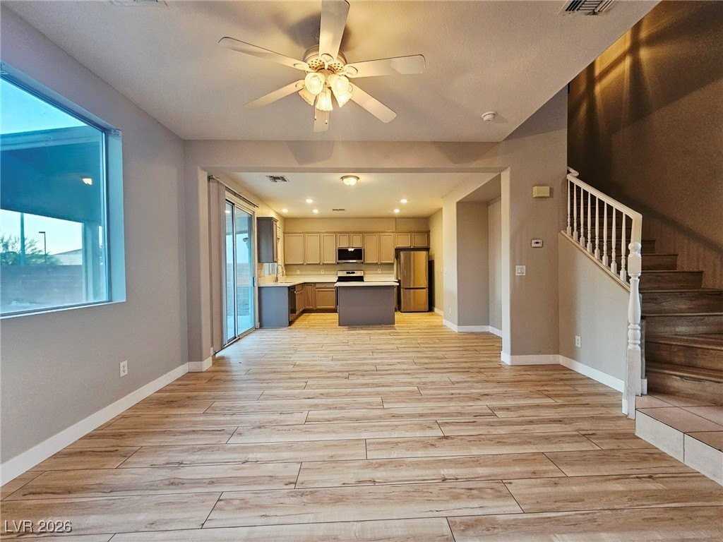 9500 Spring Blush Ave - Photo 2 of 16