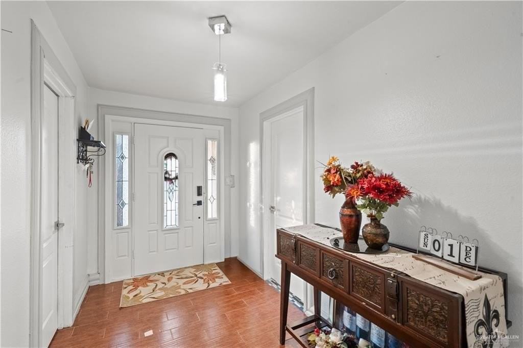 415 S 8th St - Photo 2 of 21