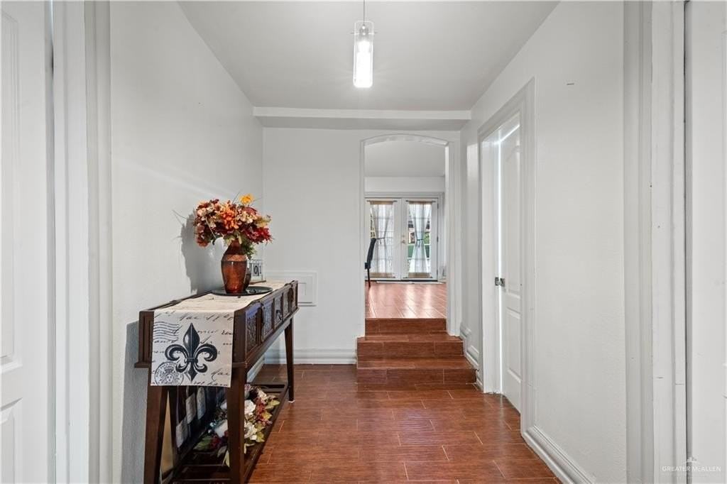 415 S 8th St - Photo 3 of 21