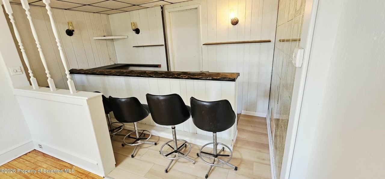 1919 Price St - Photo 6 of 20