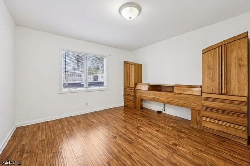 348 River Dr - Photo 5 of 8