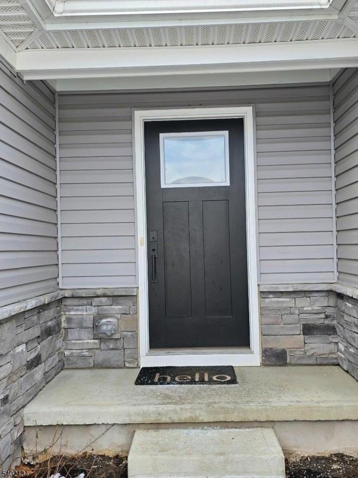 15 Coventry Rd - Photo 2 of 16